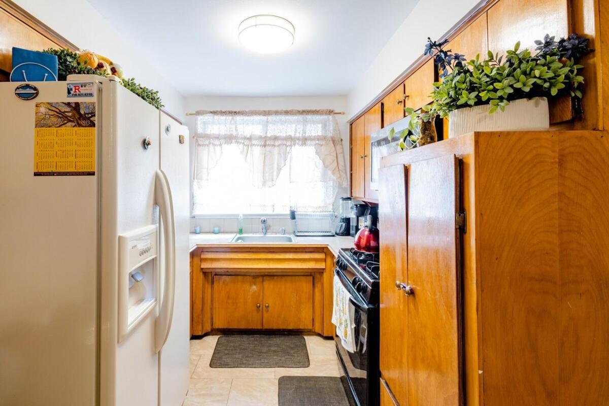 Spacious Comfy Room In Cozy Classy Duplex Нью-Йорк Екстер'єр фото