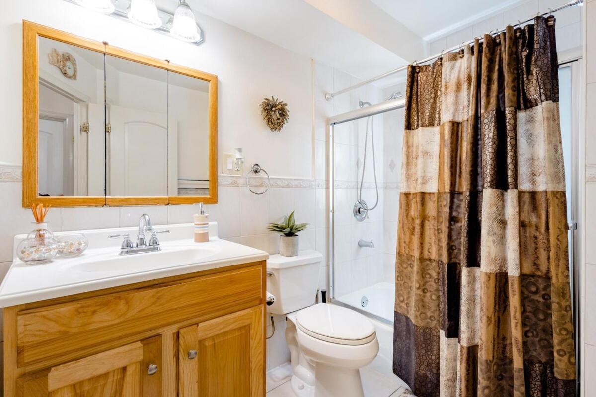 Spacious Comfy Room In Cozy Classy Duplex Нью-Йорк Екстер'єр фото
